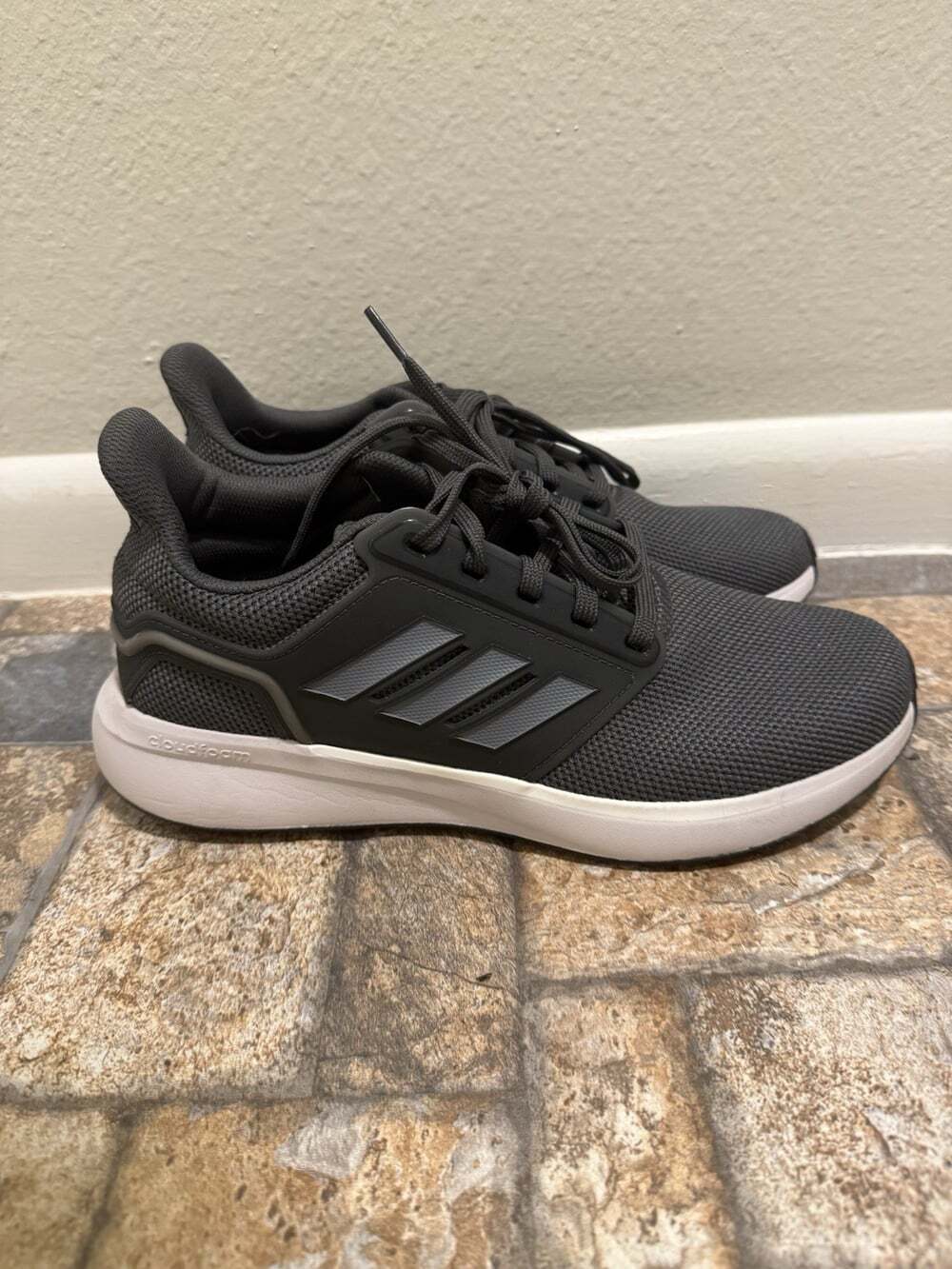 Adidas EQ19 Run Winter Grey W - Size 10